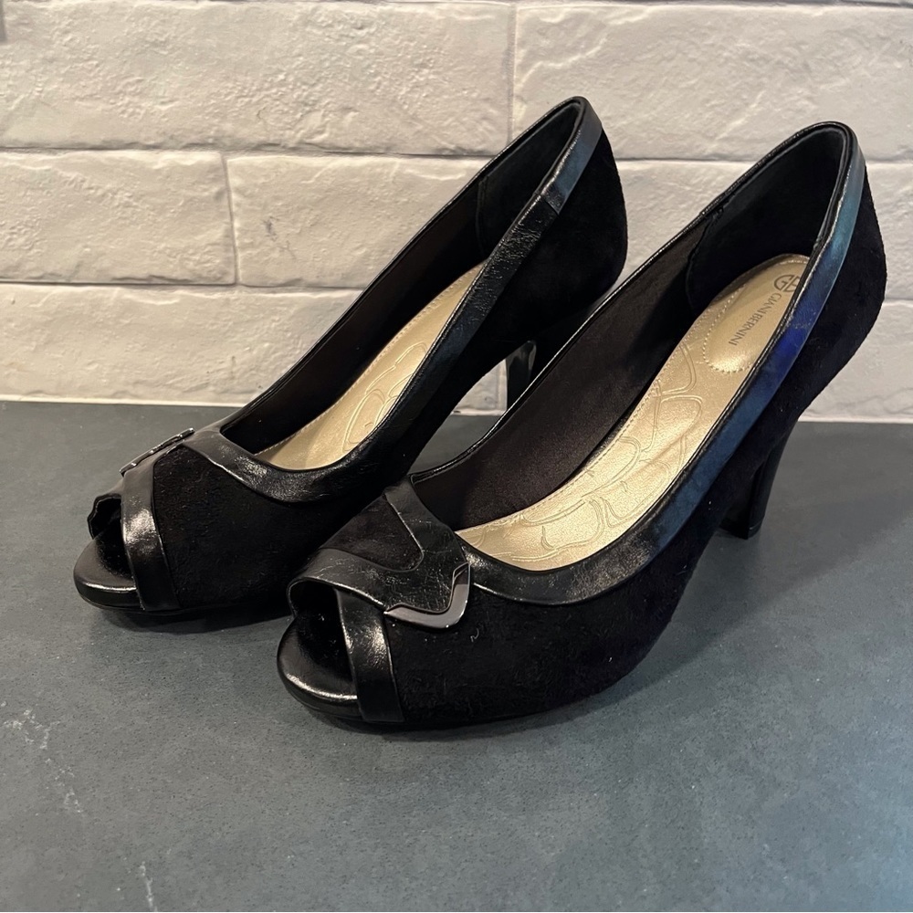 Giani Bernini sz 7.5 Burgos black suede leather peeptoe heels